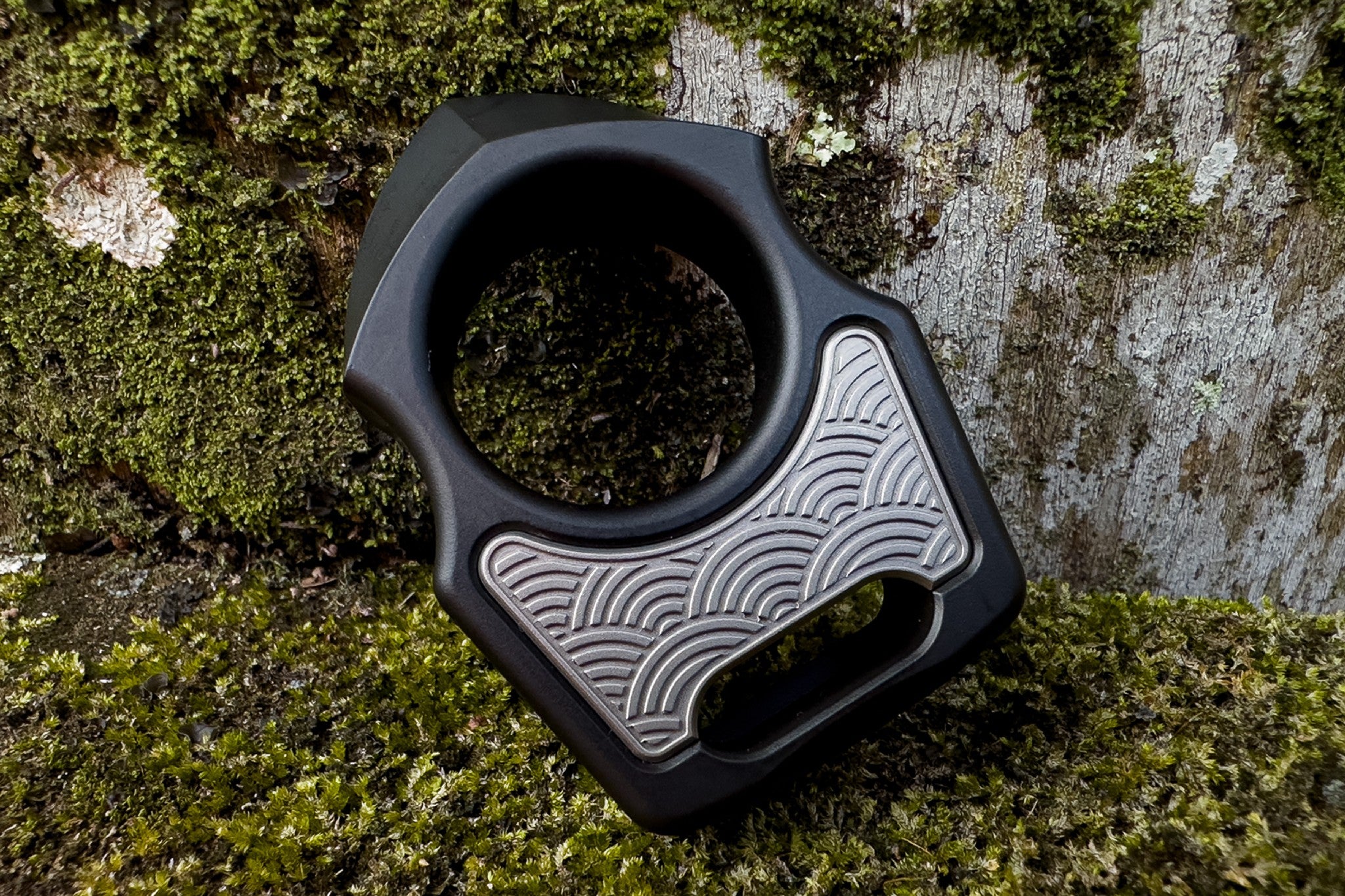 Titanium Inlay Seigaiha for Customization Brass Knuckle 1